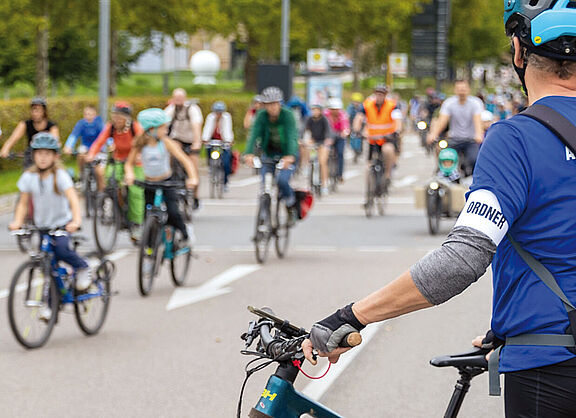Titelseite des Flyers "Fahr Rad in Stuttgart"
